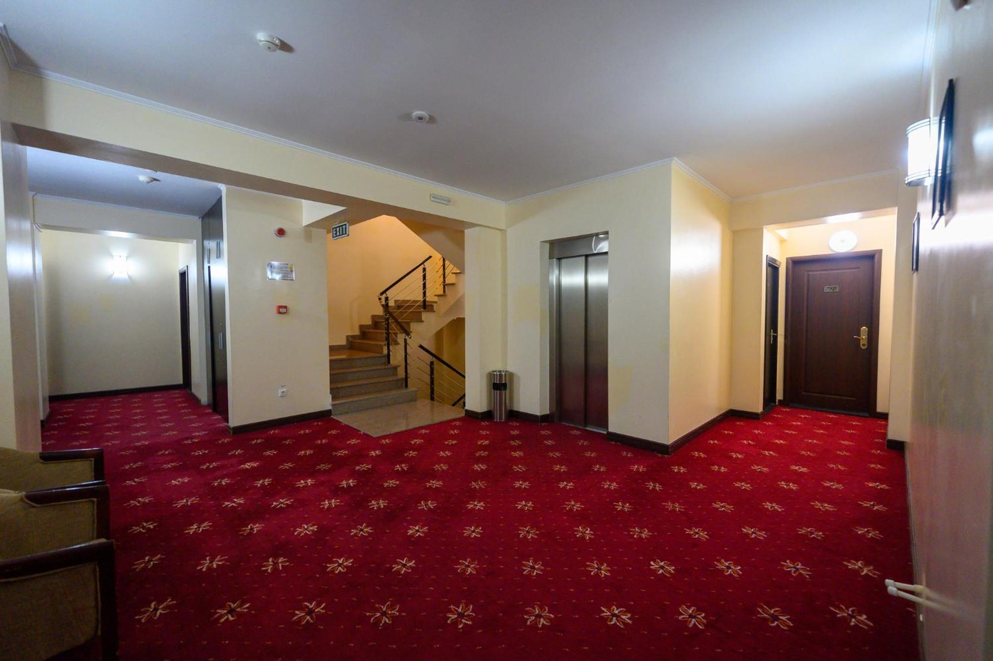 Hotel Coral เอโฟริเอนอร์ด ภายนอก รูปภาพ