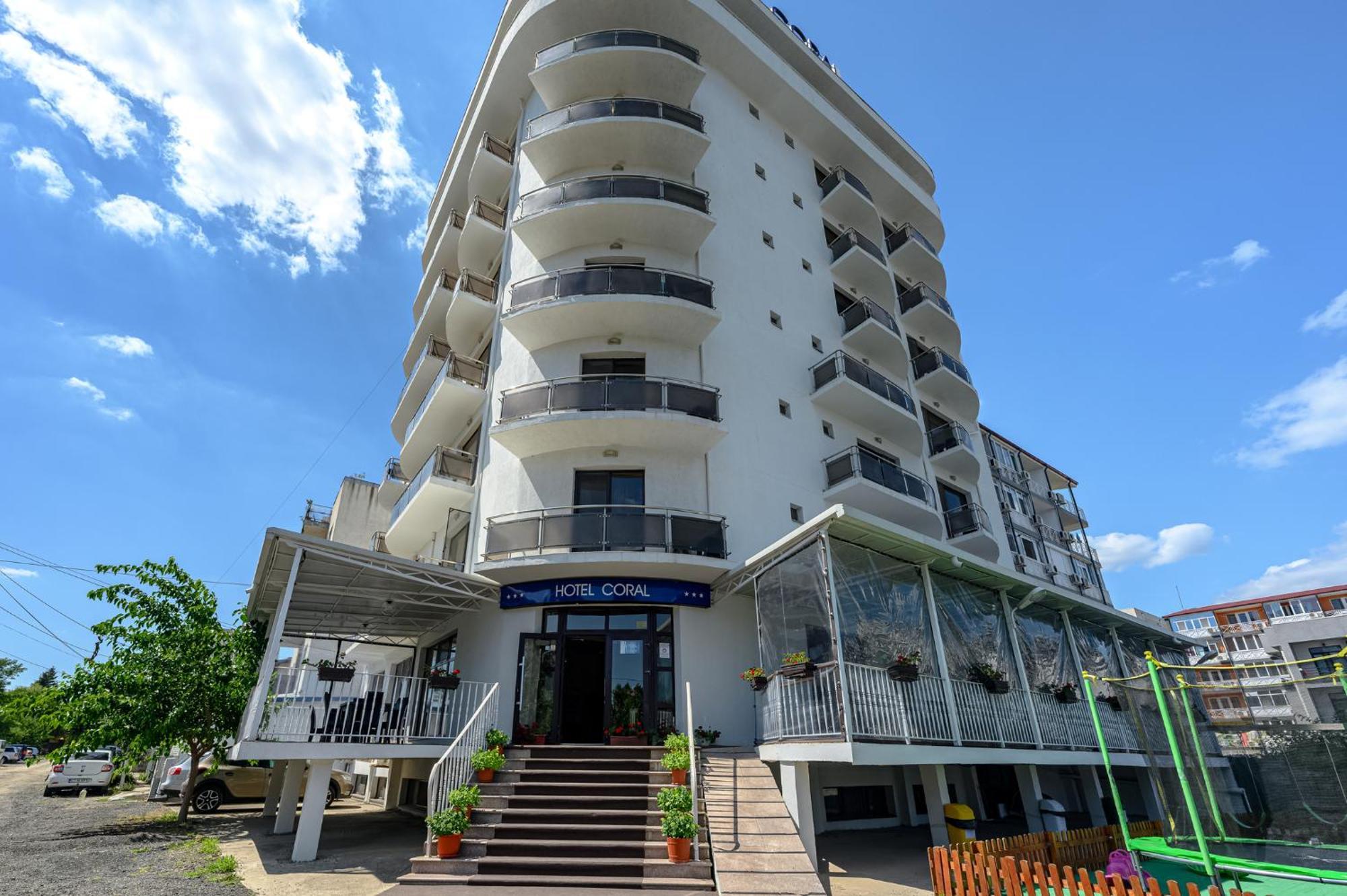 Hotel Coral เอโฟริเอนอร์ด ภายนอก รูปภาพ